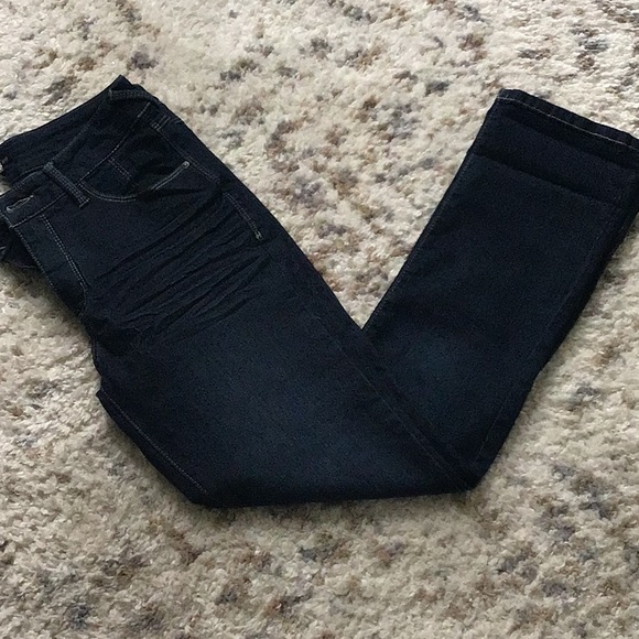 NWOT Signature Studio skinny jeans - Picture 1 of 2